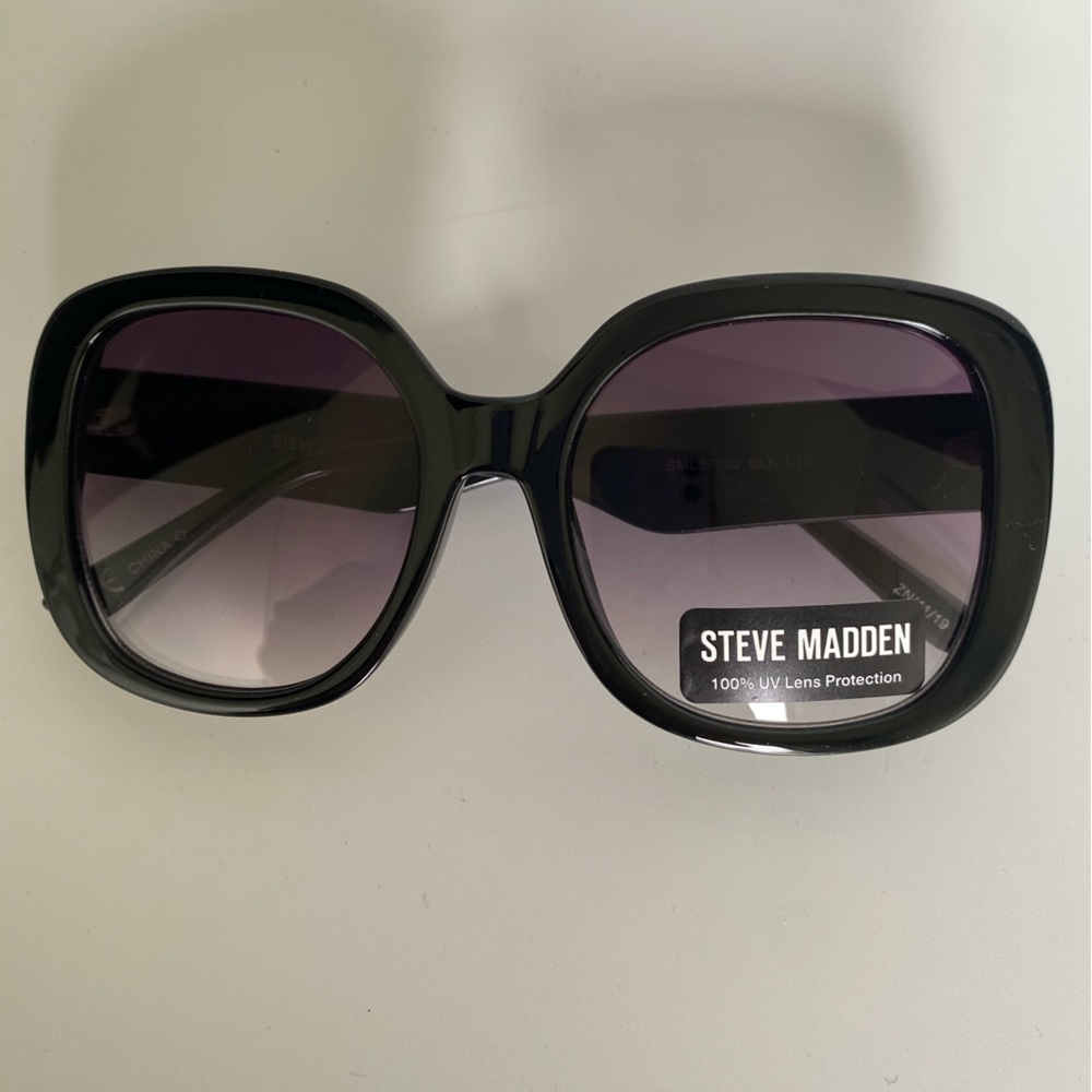 Steve Madden Black oversized sunglasses NWT - Picture 3 of 4